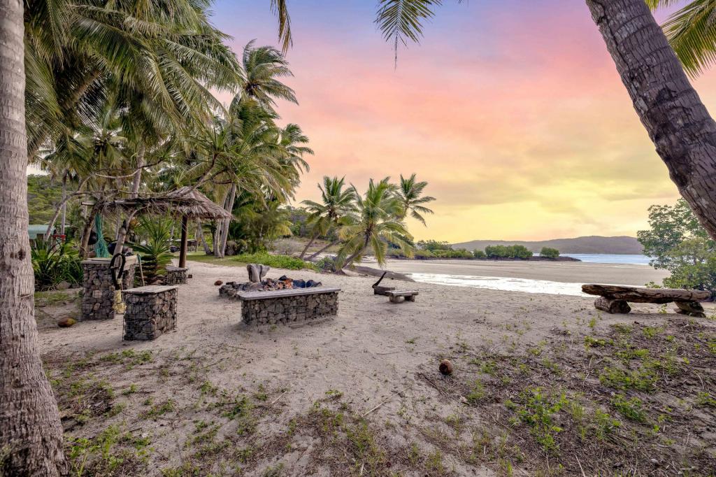 69 ESPLANADE, PRINCE OF WALES, QLD 4875