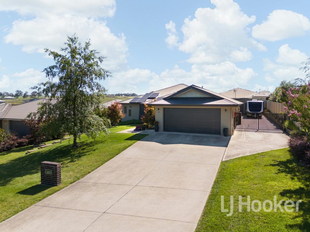 7 Blackwood Cl, Kelso, NSW 2795