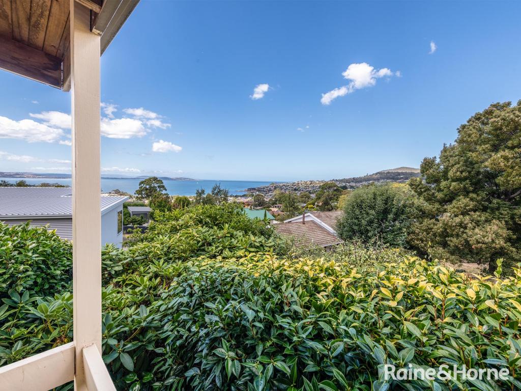 55 Diamond Dr, Blackmans Bay, TAS 7052