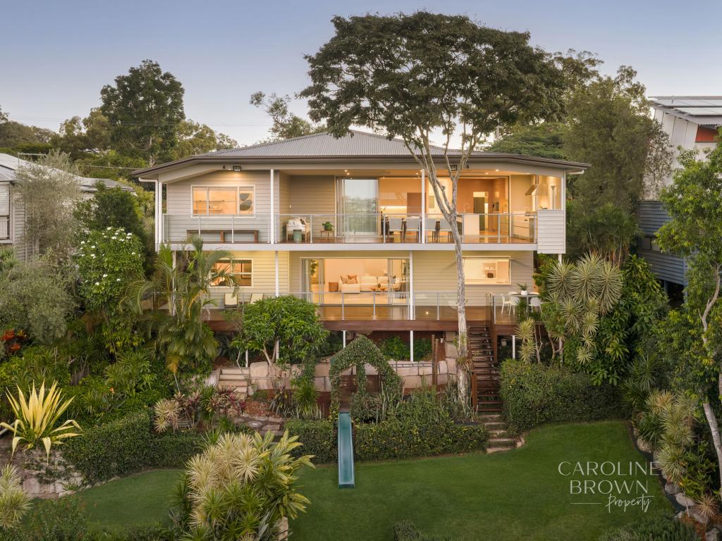 40 Harwood St, Bardon, QLD 4065