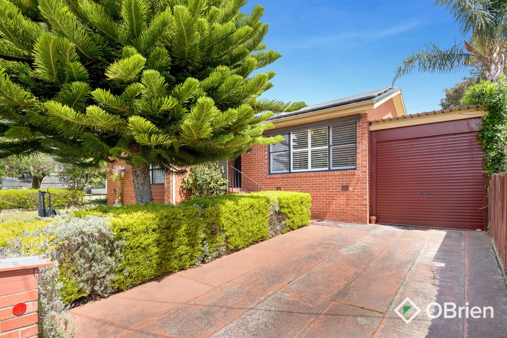 124 Tamarisk Dr, Frankston North, VIC 3200