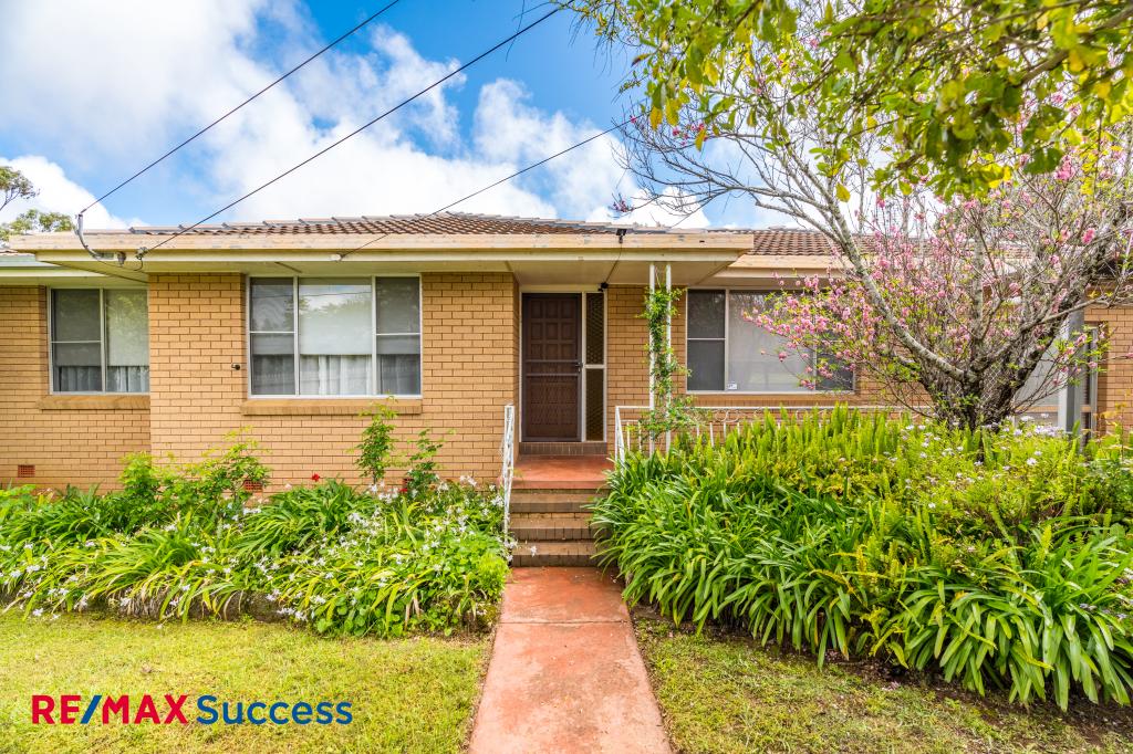 31 Boyett St, Centenary Heights, QLD 4350