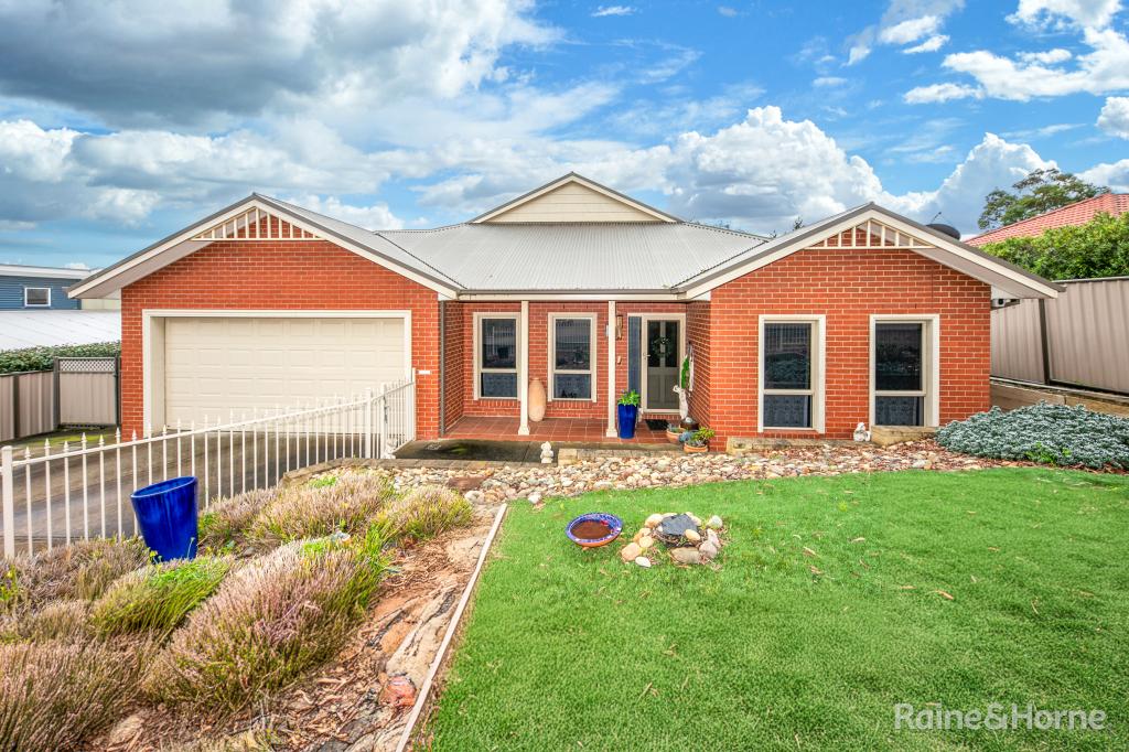 4 Ironbark Dr, Sunbury, VIC 3429