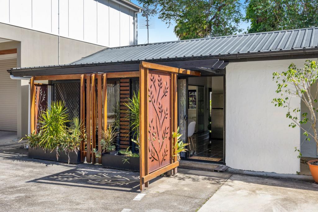 1b/64 Oogar St, Alexandra Headland, QLD 4572