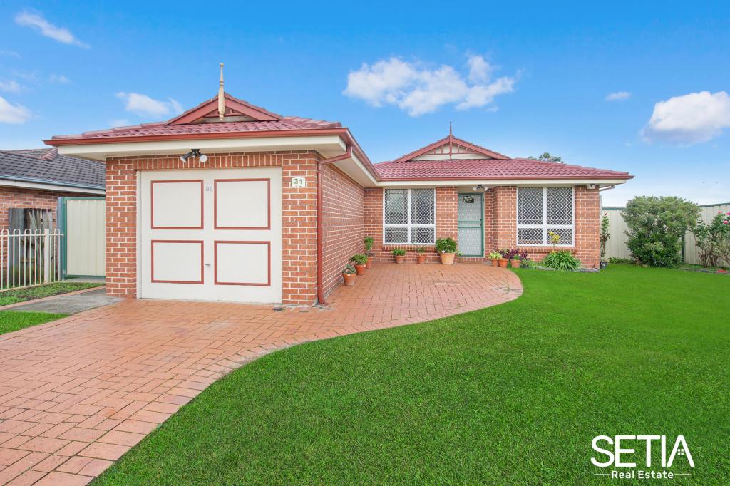 31 Golding Dr, Glendenning, NSW 2761