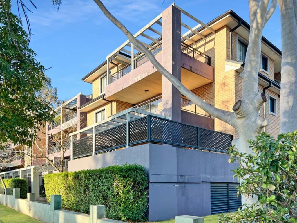 12 /43-45 Rodgers St, Kingswood, NSW 2747