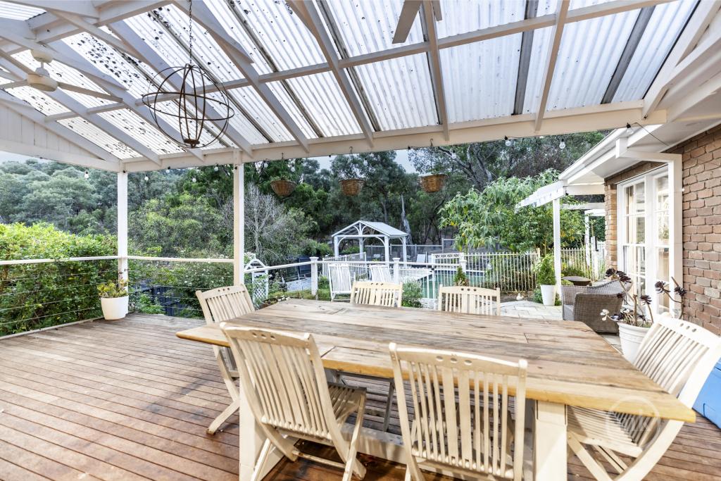 39 Grassy Flat Rd, Diamond Creek, VIC 3089