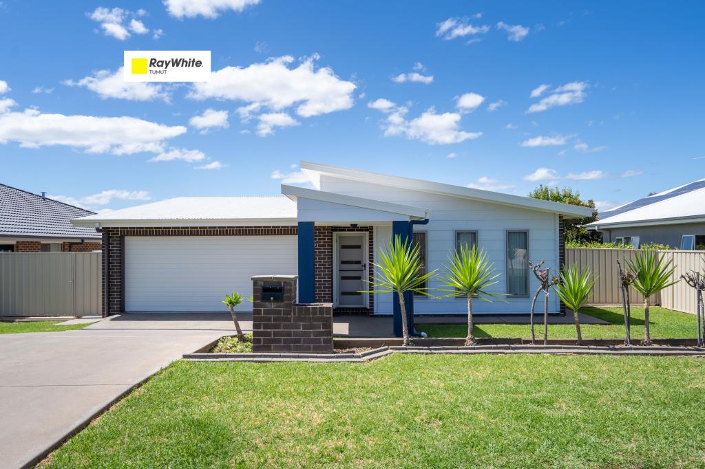 25 Jeffrey Circuit, Tumut, NSW 2720