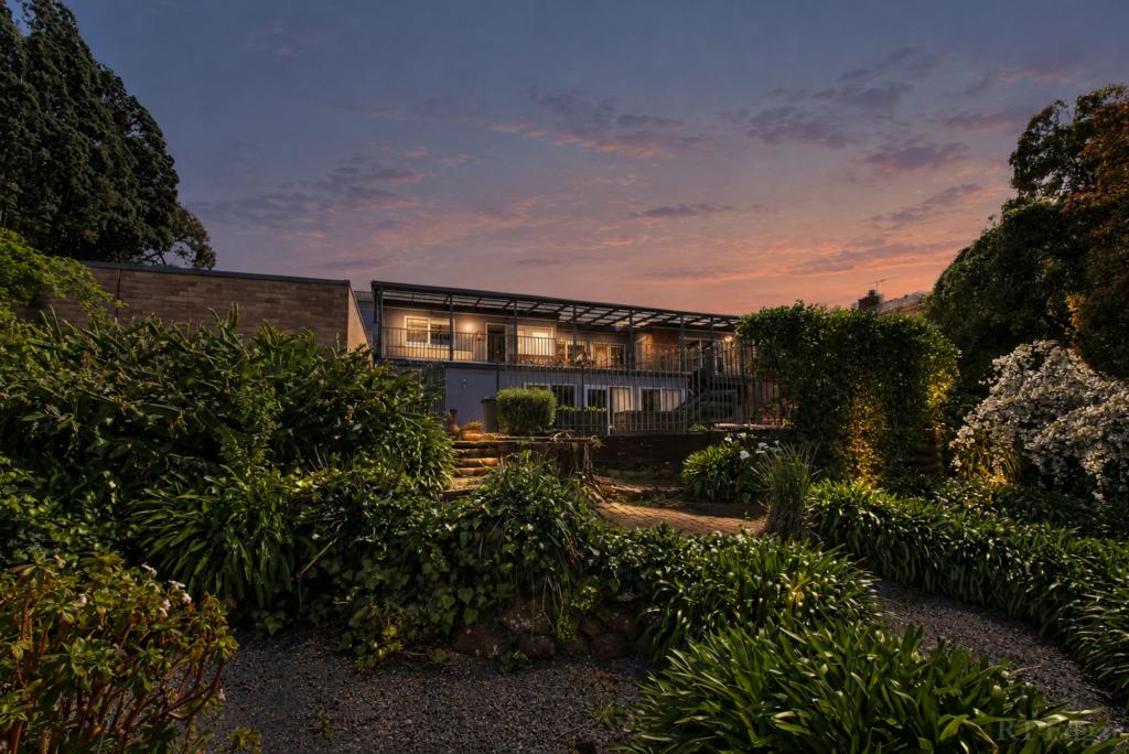 18 Wonga Rd, Ringwood, VIC 3134