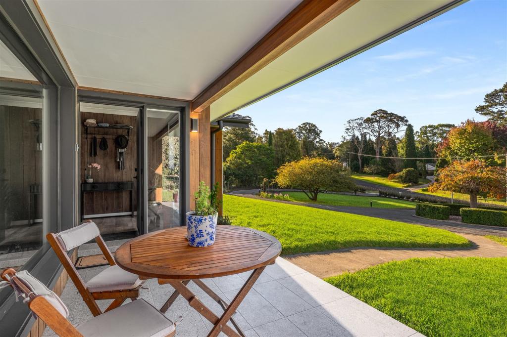 18 Fairway Dr, Bowral, NSW 2576