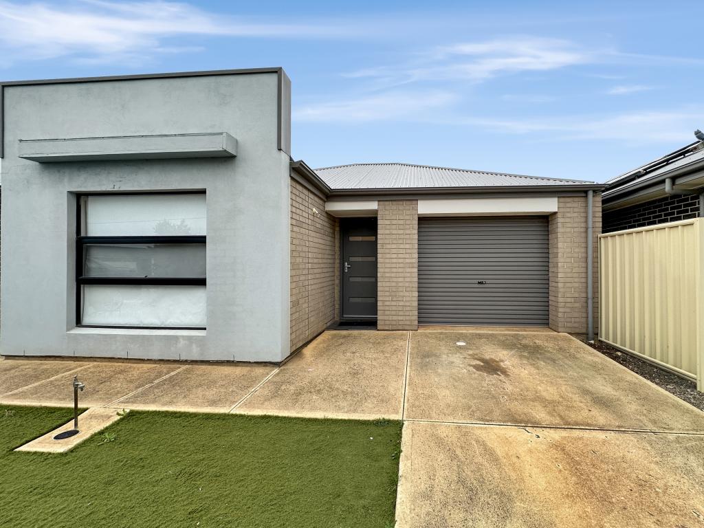 98 Peerless Rd, Munno Para West, SA 5115