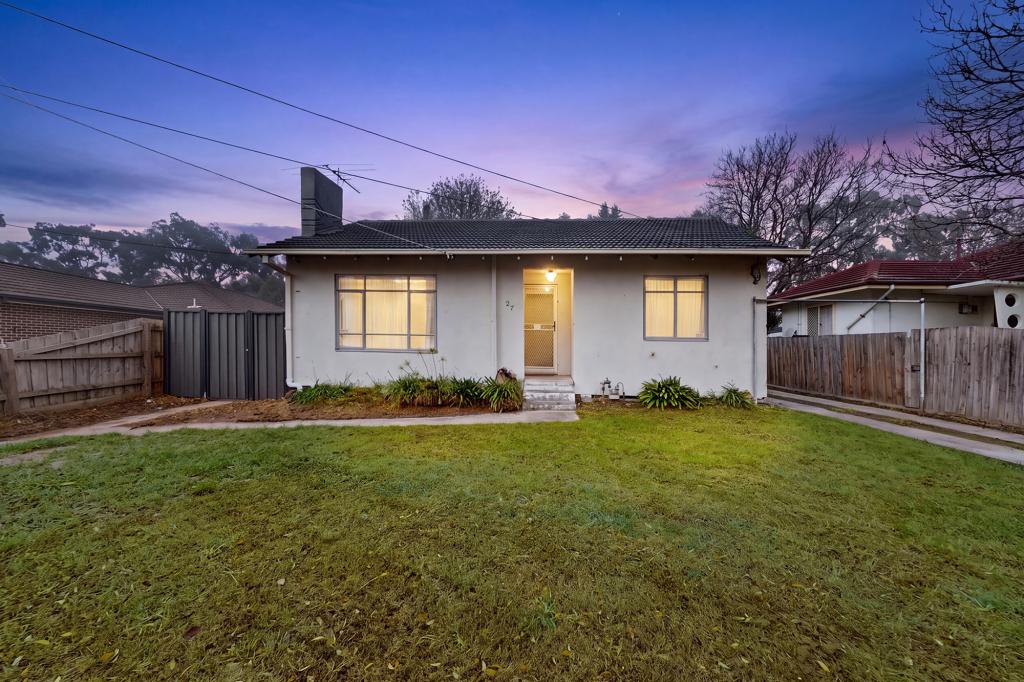 27 Tarata Dr, Doveton, VIC 3177