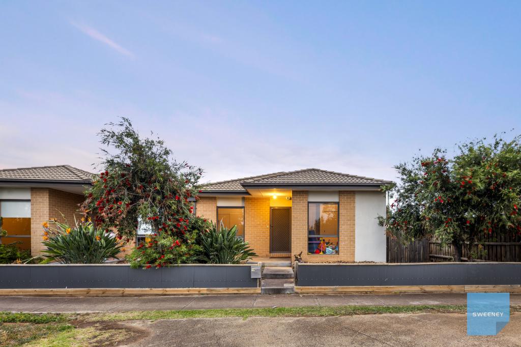 12/2 Elizabeth St, Rockbank, VIC 3335