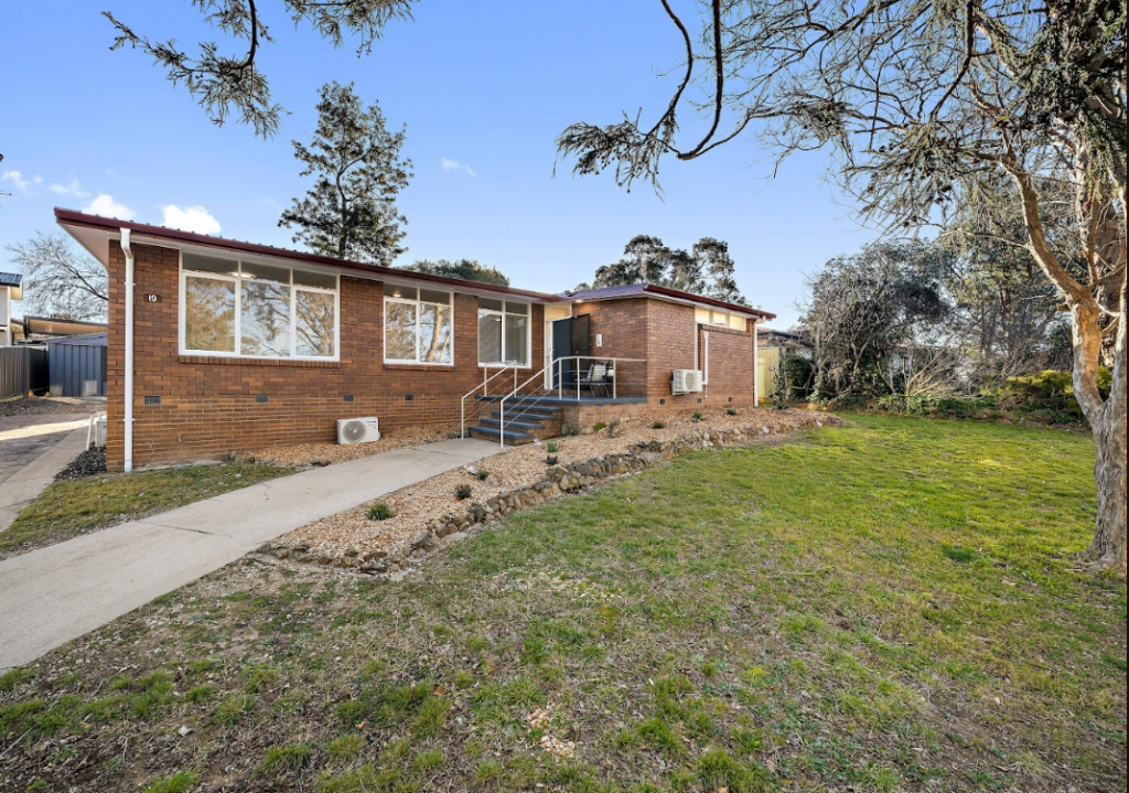 19 Goulburn St, Macquarie, ACT 2614