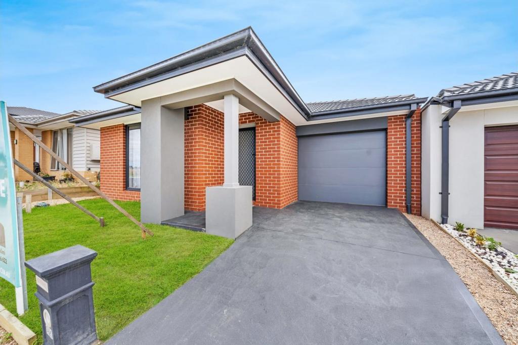 25 FOUNDATION AVE, CLYDE, VIC 3978