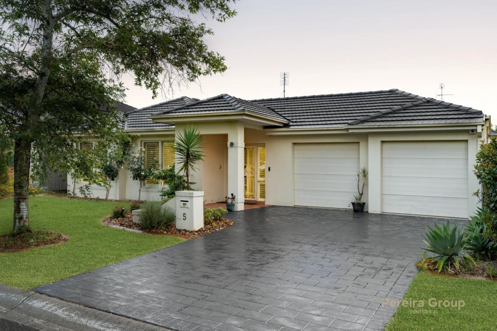 5 Budgen Cct, Harrington Park, NSW 2567