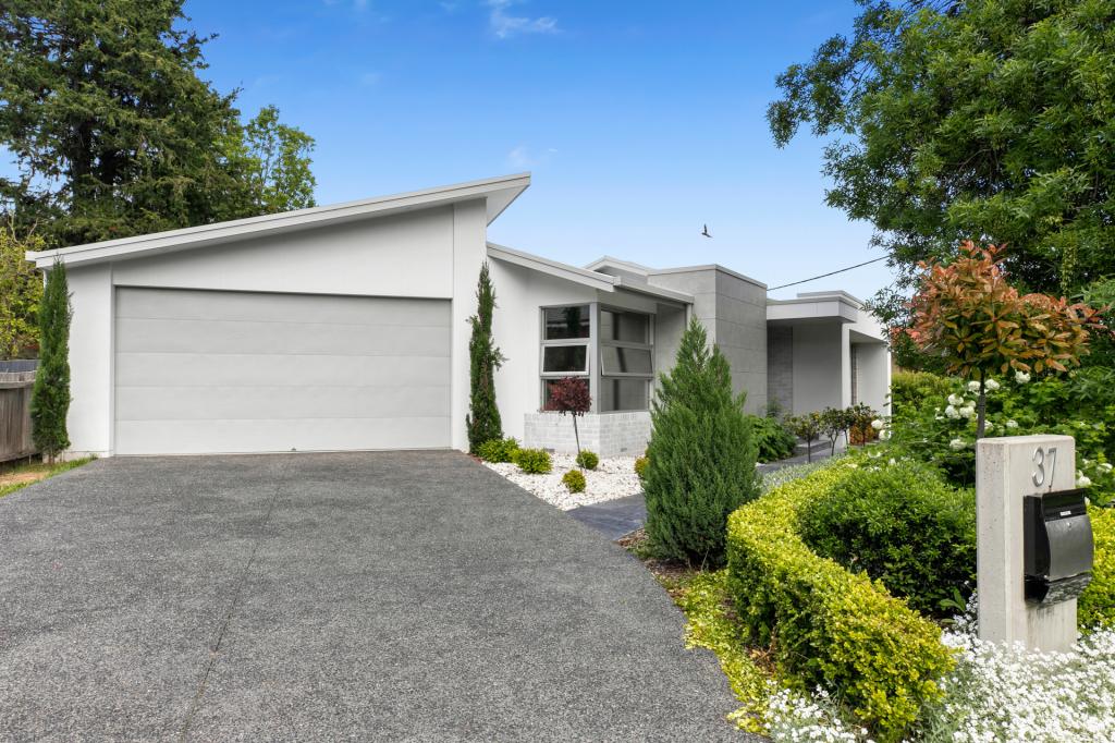 37 Mcinnes St, Weston, ACT 2611