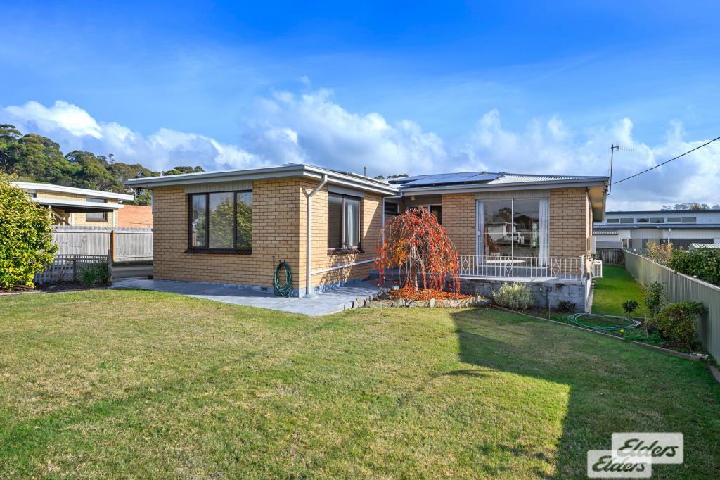 17 Lyons St, Somerset, TAS 7322