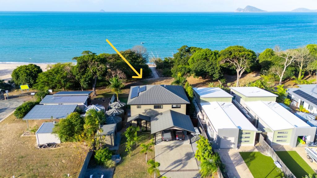 74 Gloucester Ave, Hideaway Bay, QLD 4800