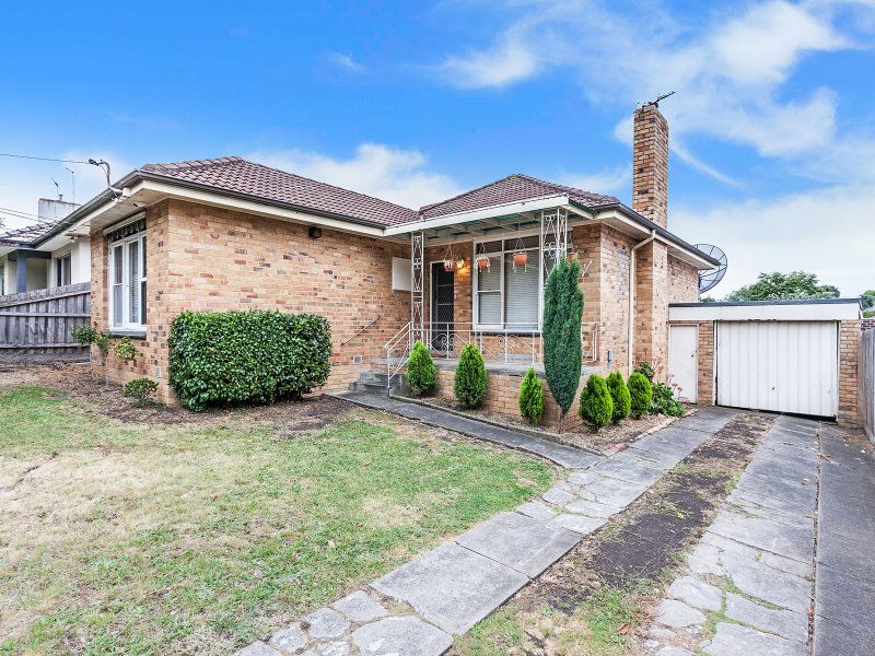 56 Mcmahon Rd, Reservoir, VIC 3073