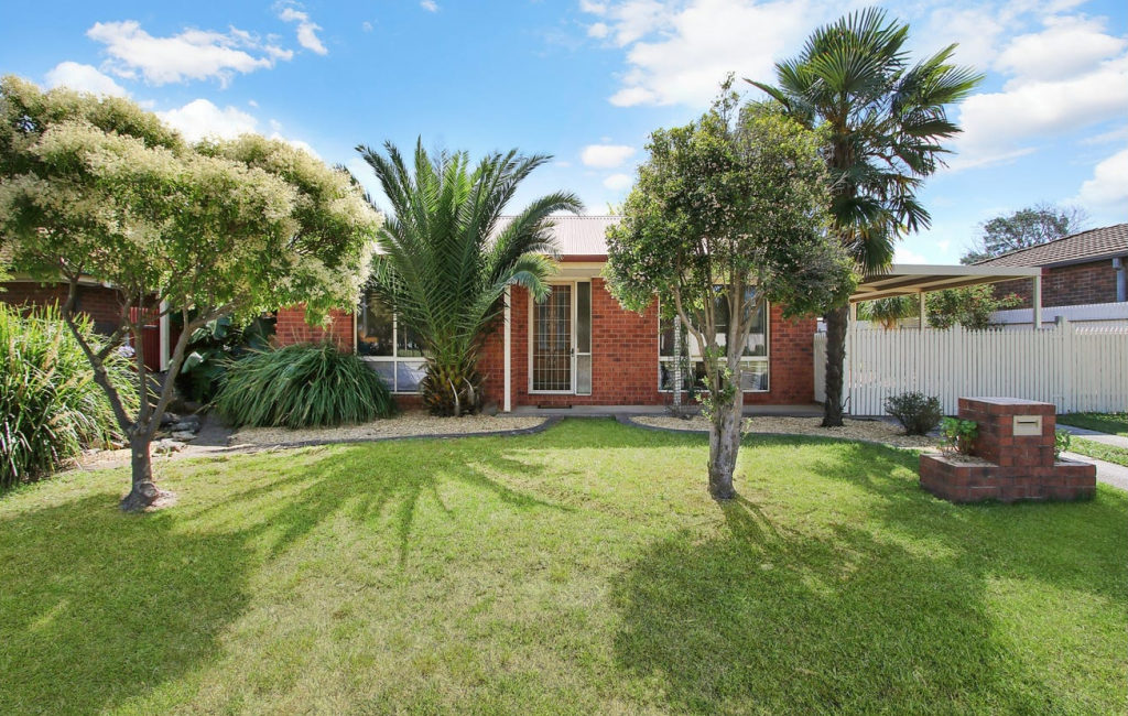 535 Daly St, Lavington, NSW 2641