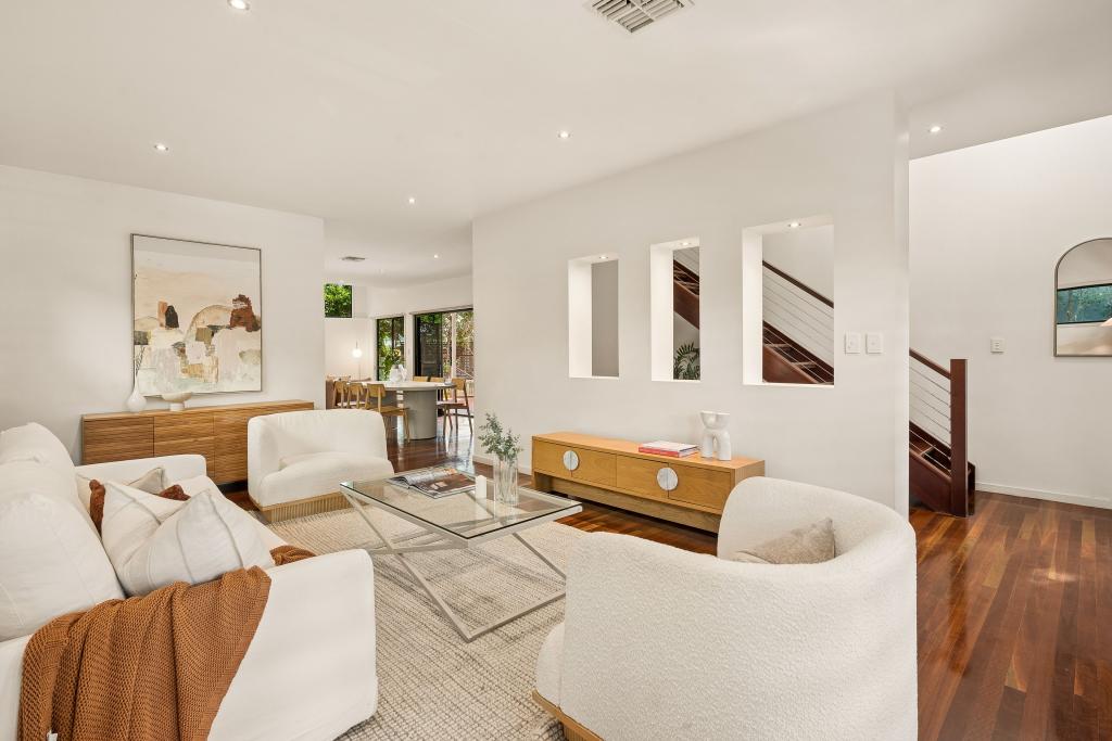 15 Jenolan Ave, Hawthorne, QLD 4171