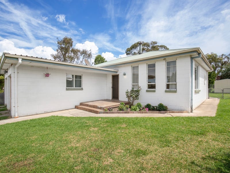 32 North St, Armidale, NSW 2350