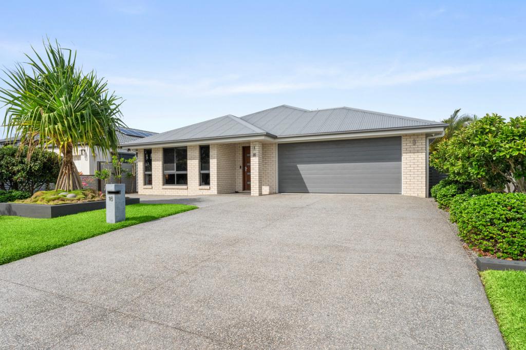 16 Oceanblue Bvd, Pialba, QLD 4655