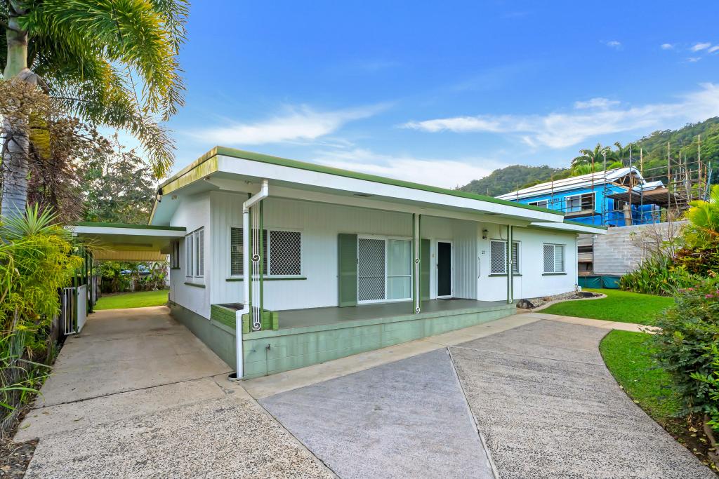 27 Pyne St, Edge Hill, QLD 4870