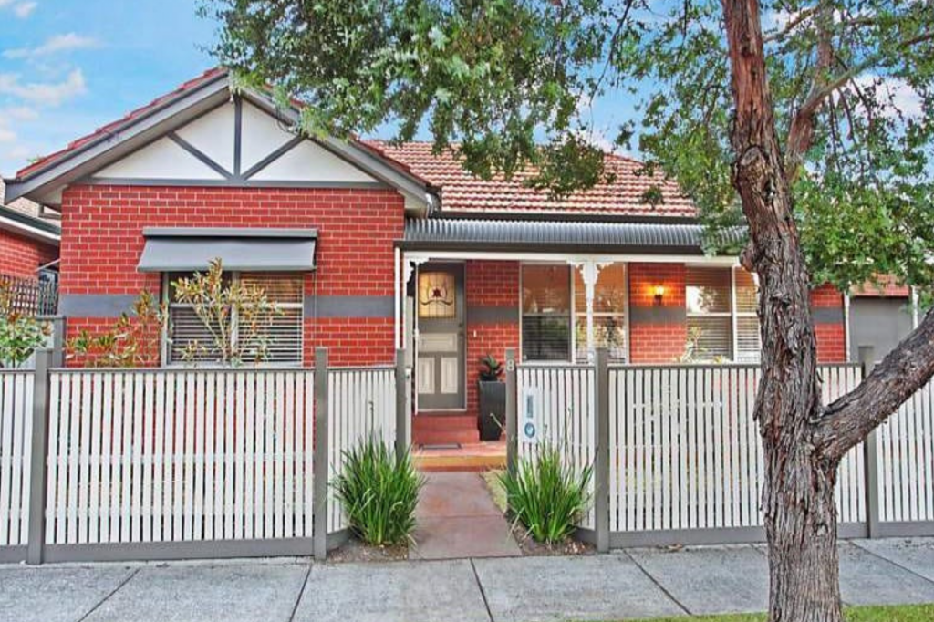 8 Hood St, Hampton, VIC 3188