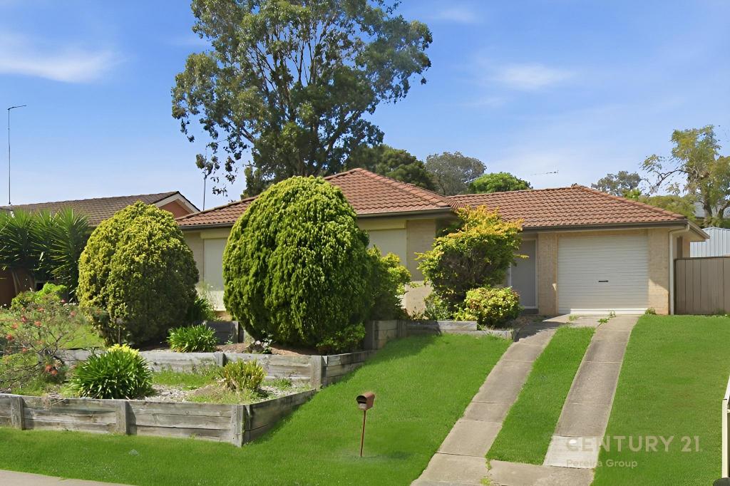 277 Welling Dr, Mount Annan, NSW 2567