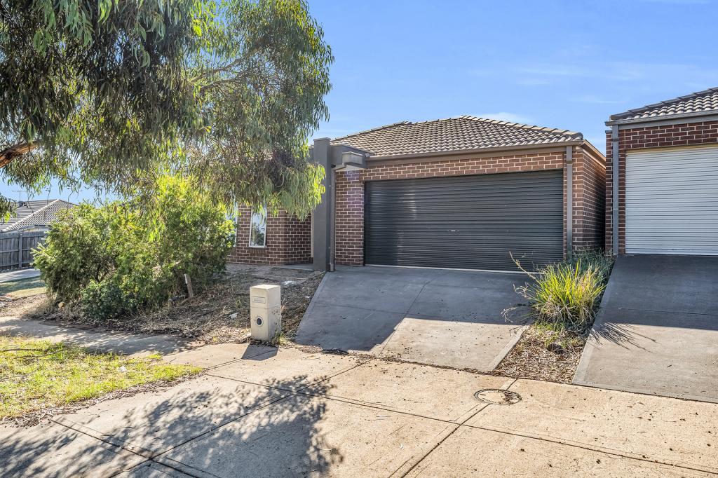 10 Clarice Cres, Brookfield, VIC 3338