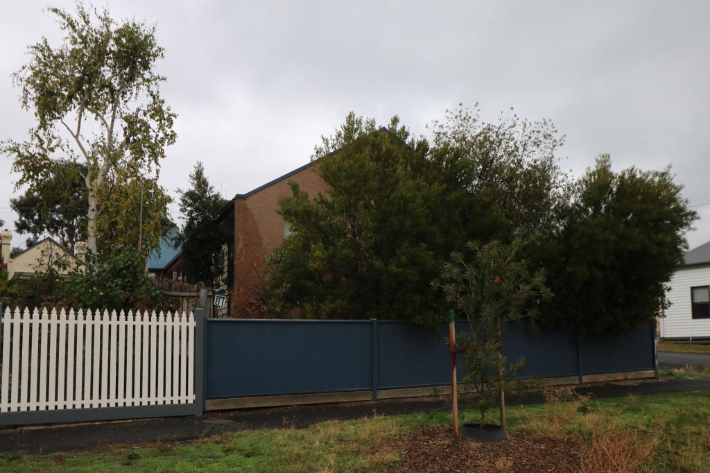 81 Gladstone St, Quarry Hill, VIC 3550