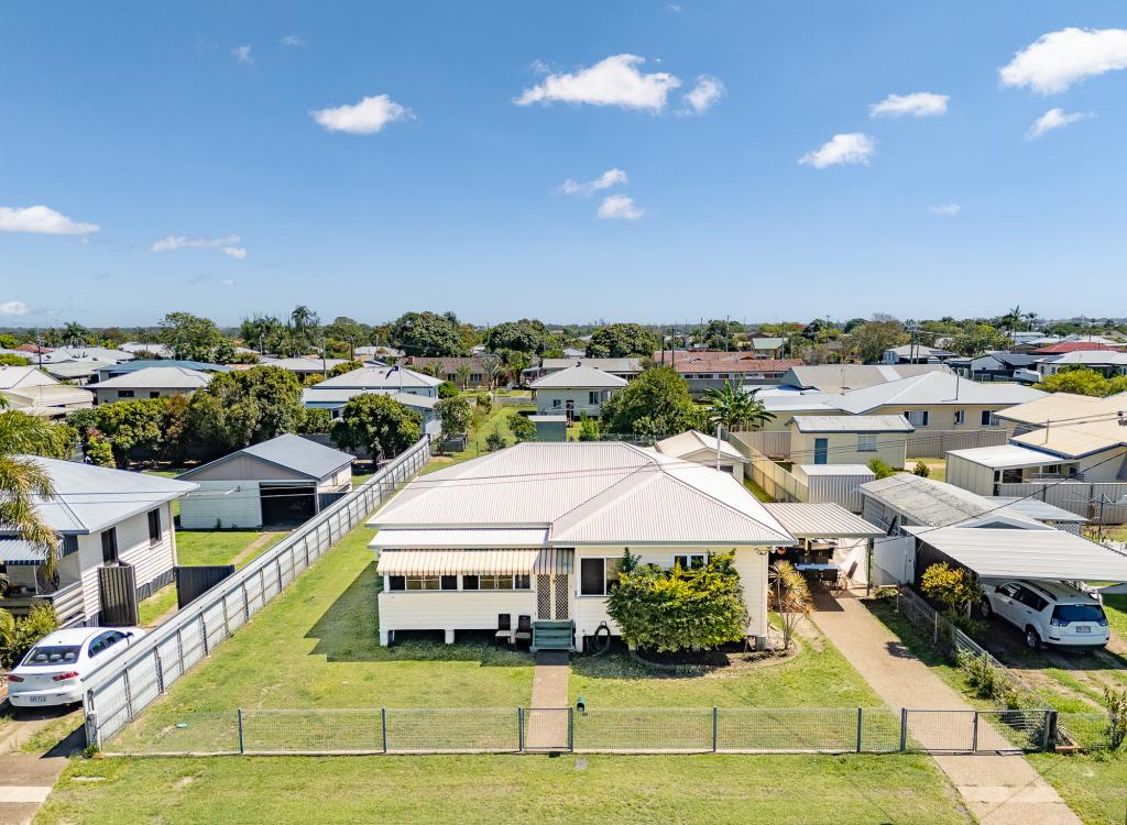 39 Tarakan St, Svensson Heights, QLD 4670