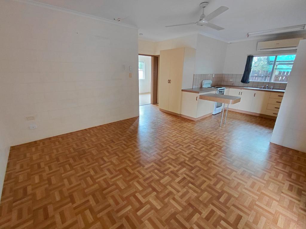 3/8 Grech Cl, Wangan, QLD 4871