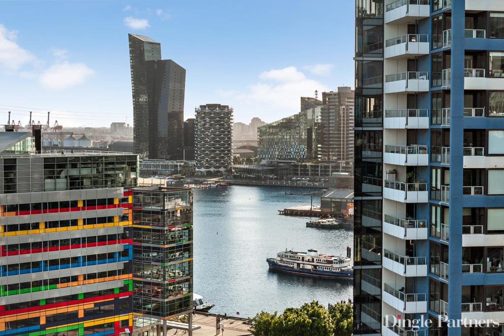 1403/18 WATERVIEW WALK, DOCKLANDS, VIC 3008