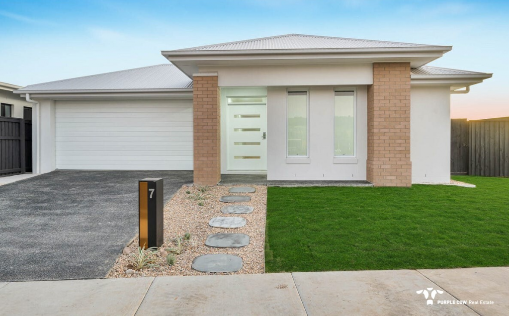 7 Webster St, White Rock, QLD 4306