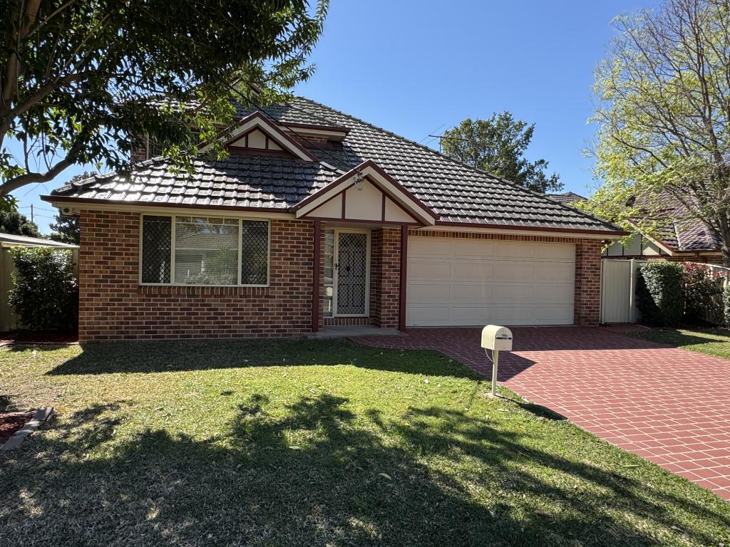 16 Claremont St, Richmond, NSW 2753