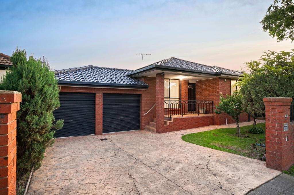 38 Dowding Cl, Fawkner, VIC 3060