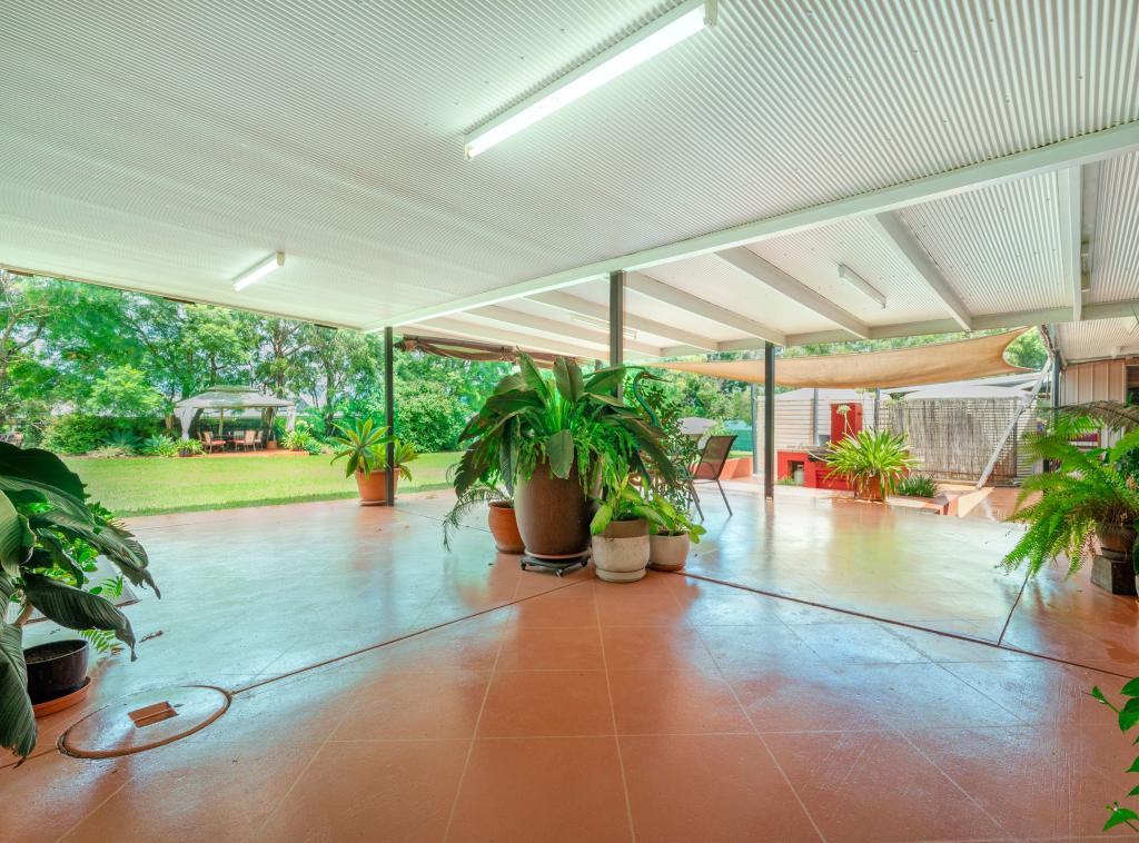 8 Glen Cres, Highfields, QLD 4352