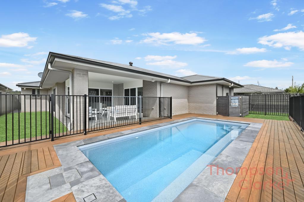 24 Centrefield St, Rutherford, NSW 2320