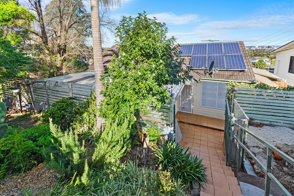 22 Oliphant St, Mount Pritchard, NSW 2170