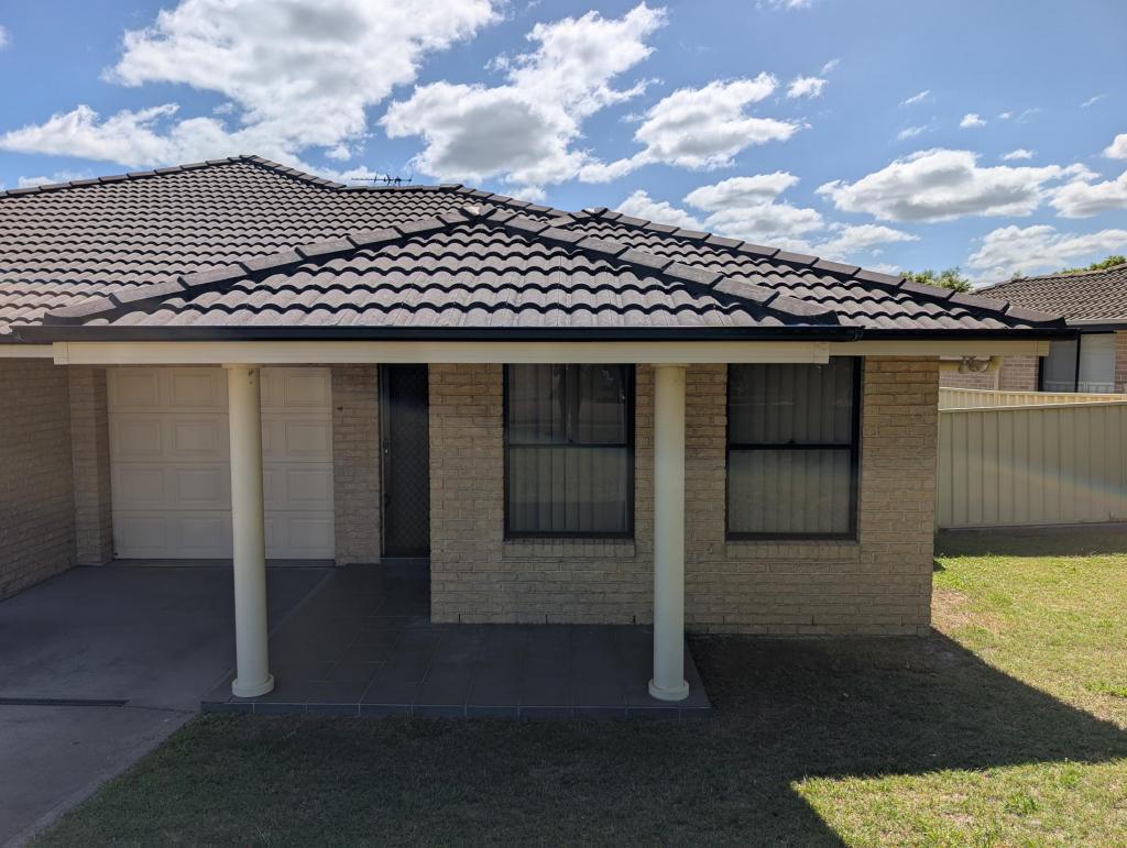 2/4 NORTHVIEW CCT, MUSWELLBROOK, NSW 2333