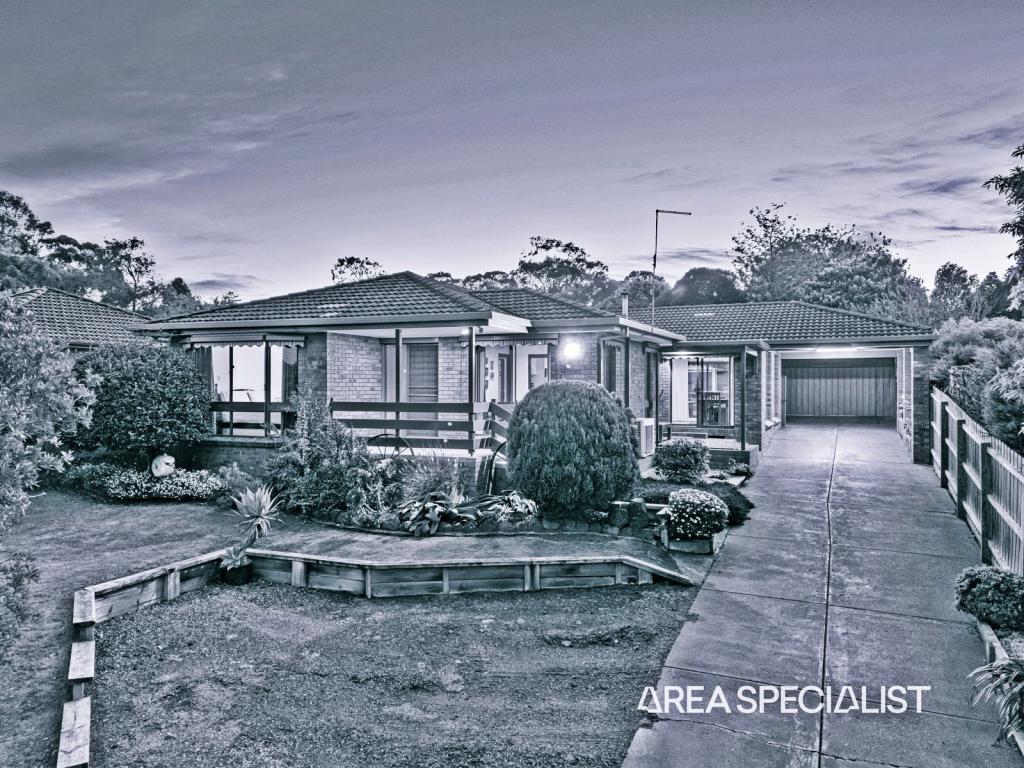 51 Gardenia St, Pakenham, VIC 3810