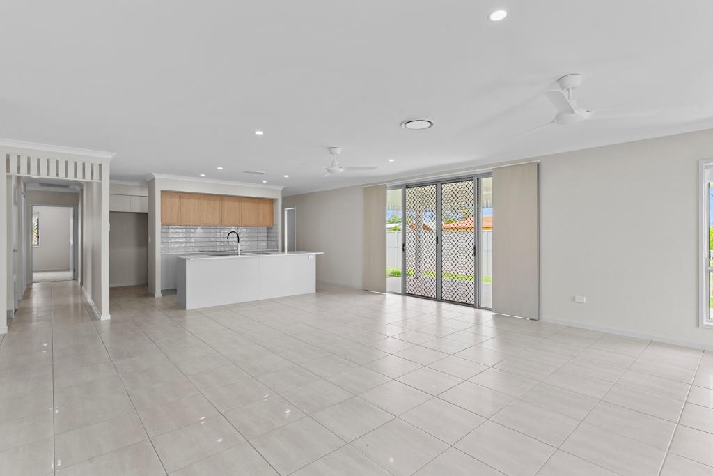 30 Furness Rd, Southside, QLD 4570