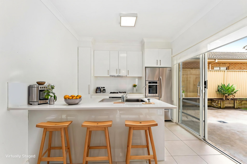 2/60 Kingston St, Oak Flats, NSW 2529