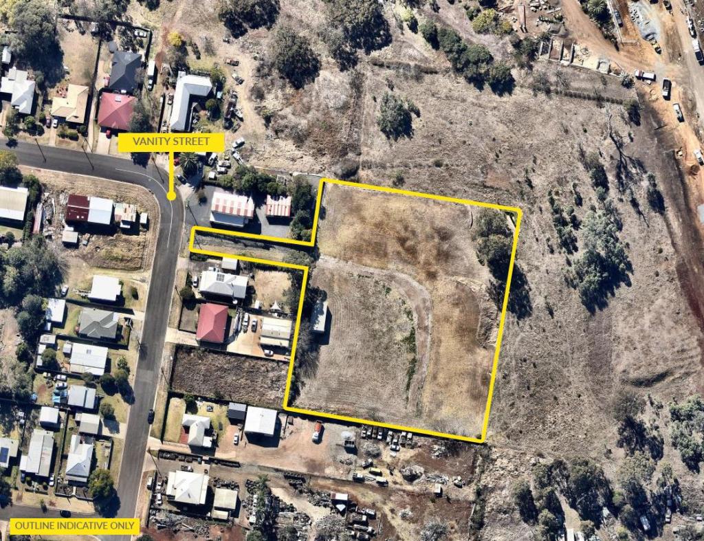 4 Vanity St, Rockville, QLD 4350