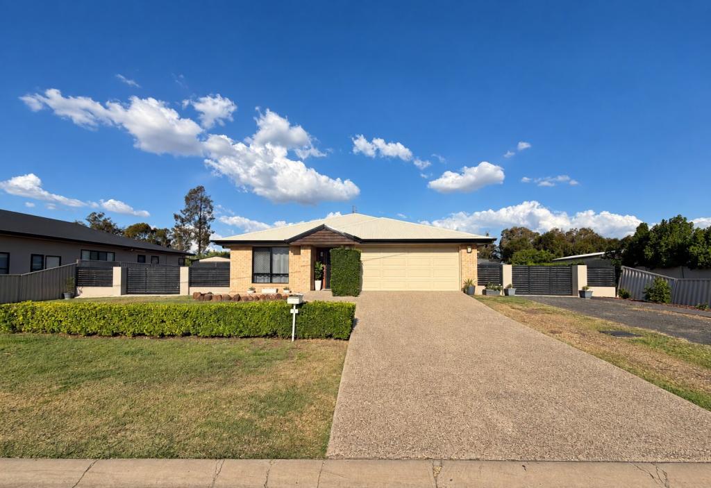 5 SULLIVAN CRES, DALBY, QLD 4405