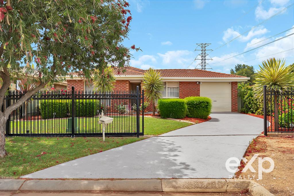 8 Deacon Ct, Paralowie, SA 5108