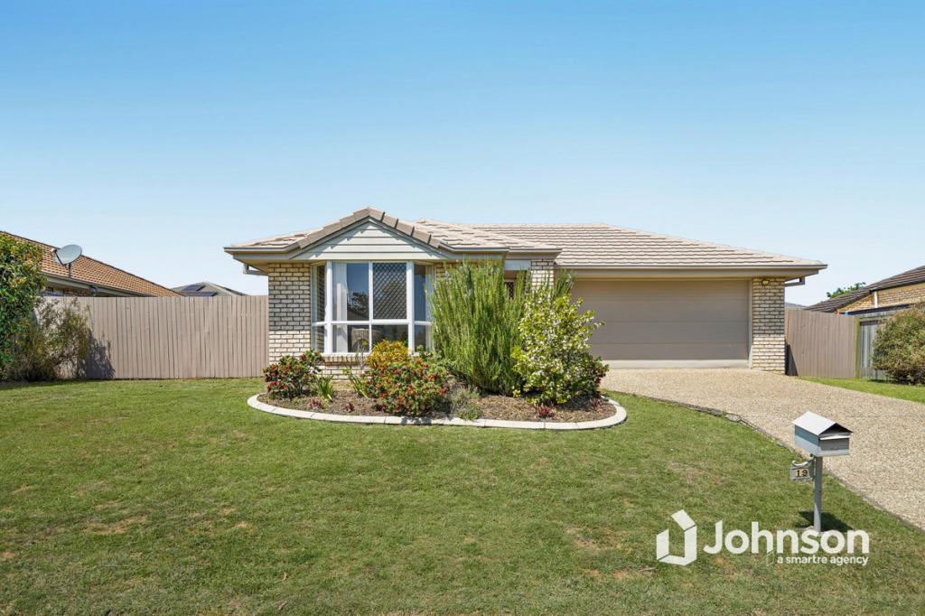 19 PENCARROW CRES, RACEVIEW, QLD 4305
